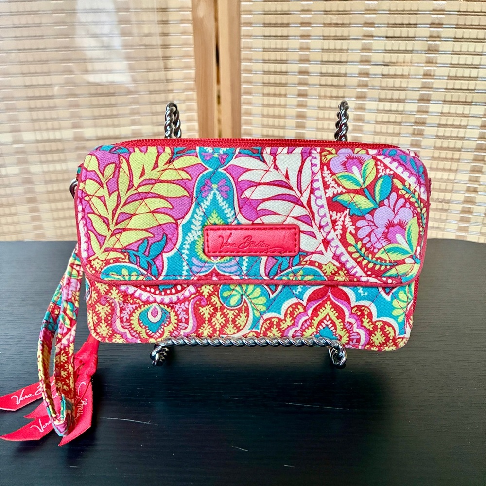 Vera Bradley Paisley in Paradise trifold wallet wristlet